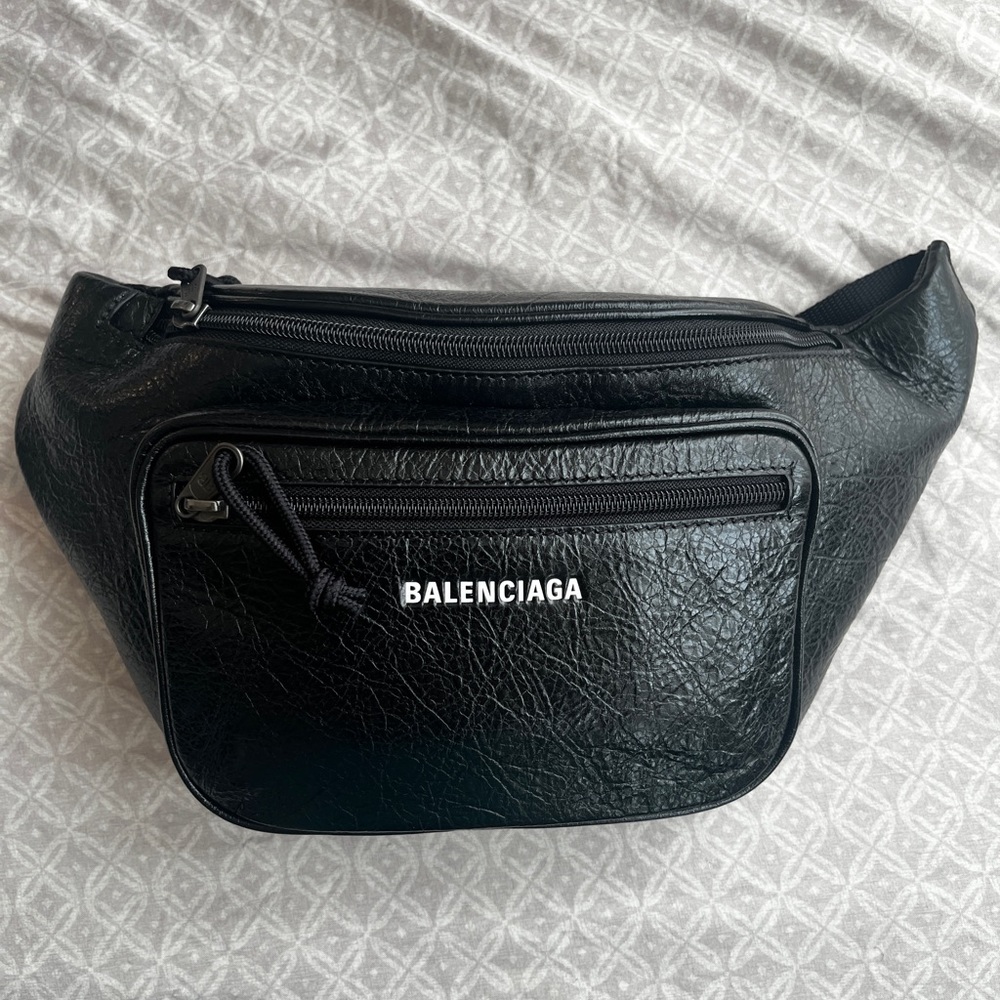 MEN’S BALENCIAGA CROSSBODY BAG BRAND NEW NEVER WORN